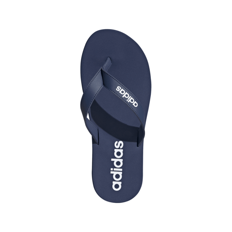 Adidas Eezay Flip Flop EG2041 – mėlynos vyriškos šlepetės per pirštą su baltu Adidas logotipu, skirtos vasarai ir paplūdimiui.