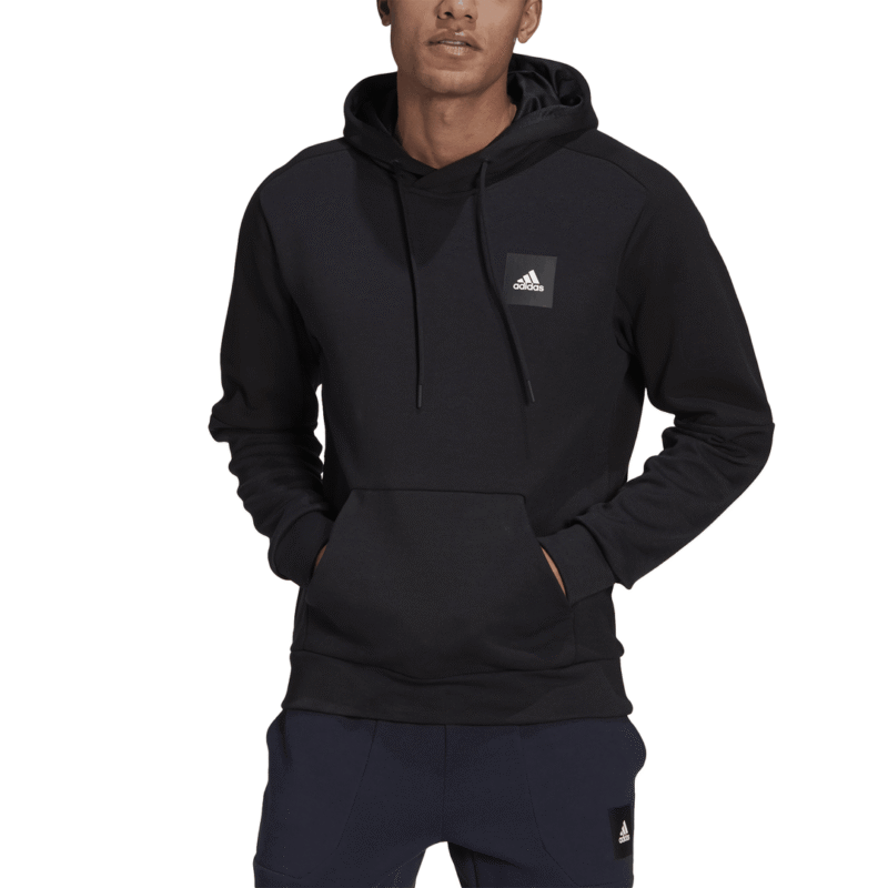 Adidas M FI Stadium Pullover GM6376 – juodas vyriškas džemperis su gobtuvu, elastiniais rankogaliais ir reguliuojamu gobtuvu.