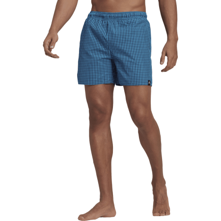 Adidas mėlyni vyriški maudymosi šortai Check Swim Shorts GQ1111 su elastingu juosmeniu, tinkliniu pamušalu ir užsegama galine kišene.