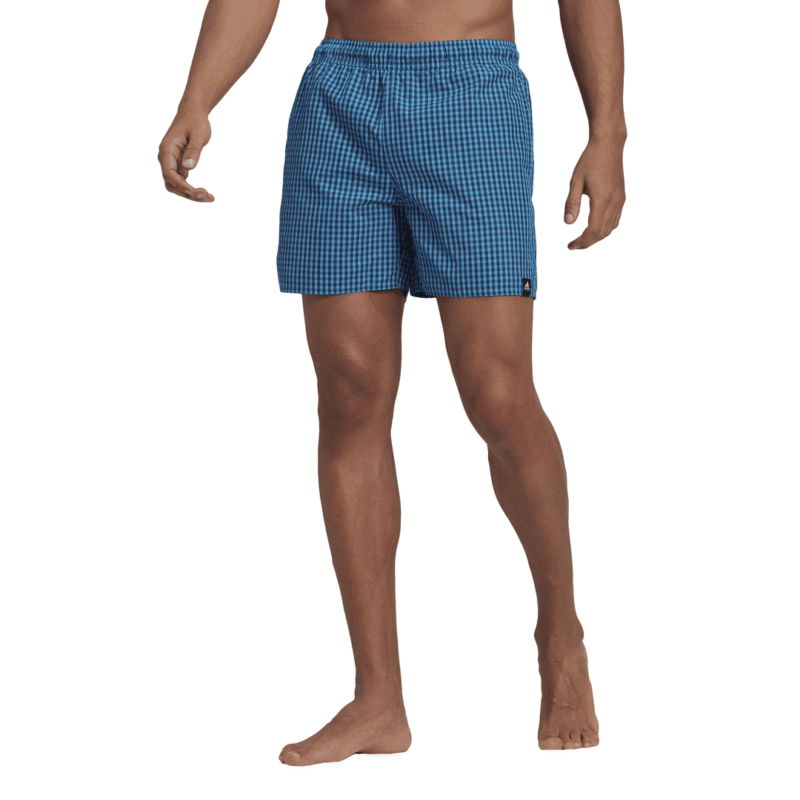 Adidas mėlyni vyriški maudymosi šortai Check Swim Shorts GQ1111 su elastingu juosmeniu, tinkliniu pamušalu ir užsegama galine kišene.