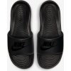 Juodos vyriškos Nike Victori One Slide M šlepetės CN9675-003 su juodu Nike logotipu ir reljefiniu vidpadžiu.