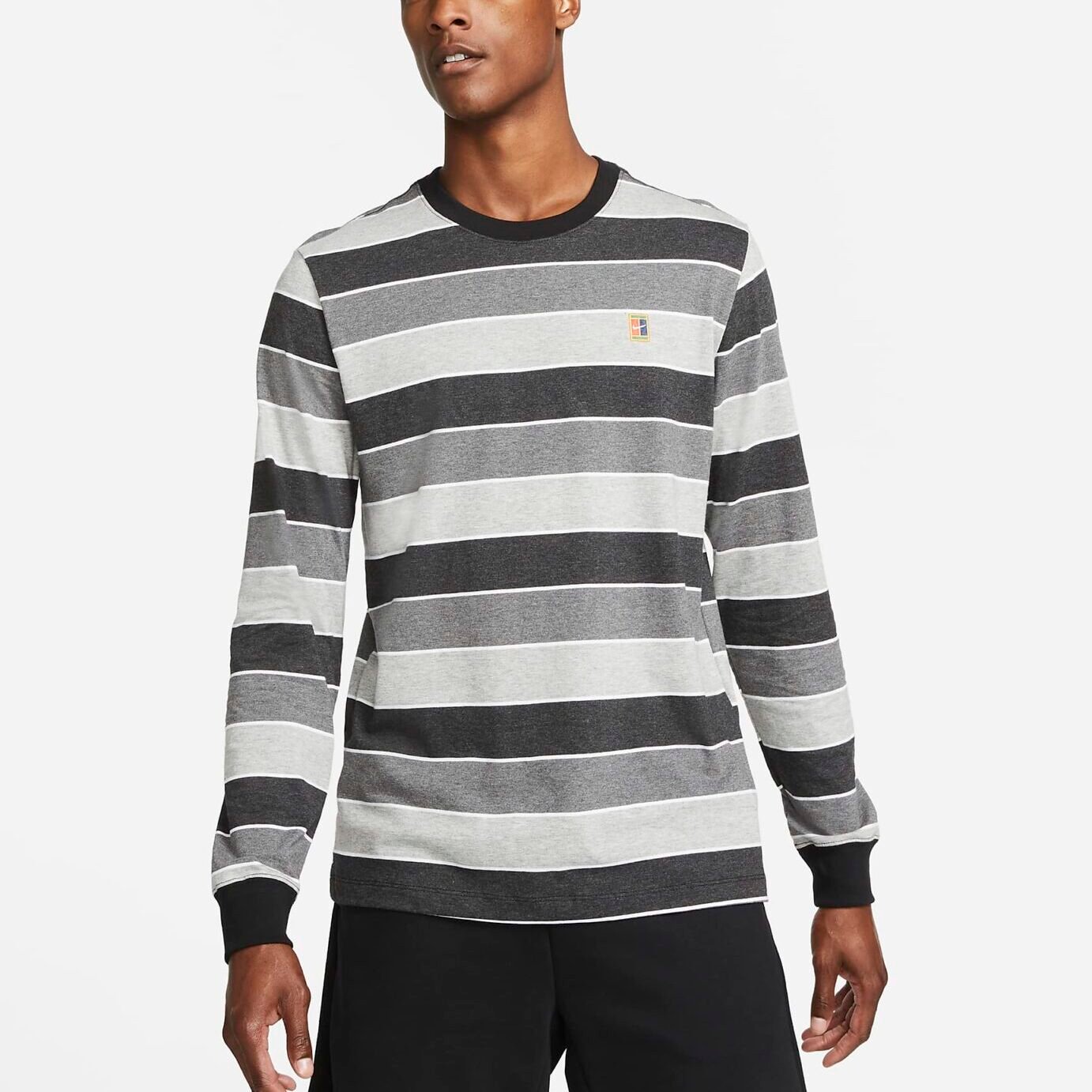 NIKE MARŠKINĖLIAI SPORTSWEAR DJ2807-010