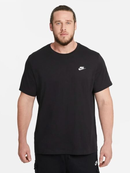 Nike vyriški marškinėliai juodos spalvos Sportswear Club T-Shirt AR4997-013