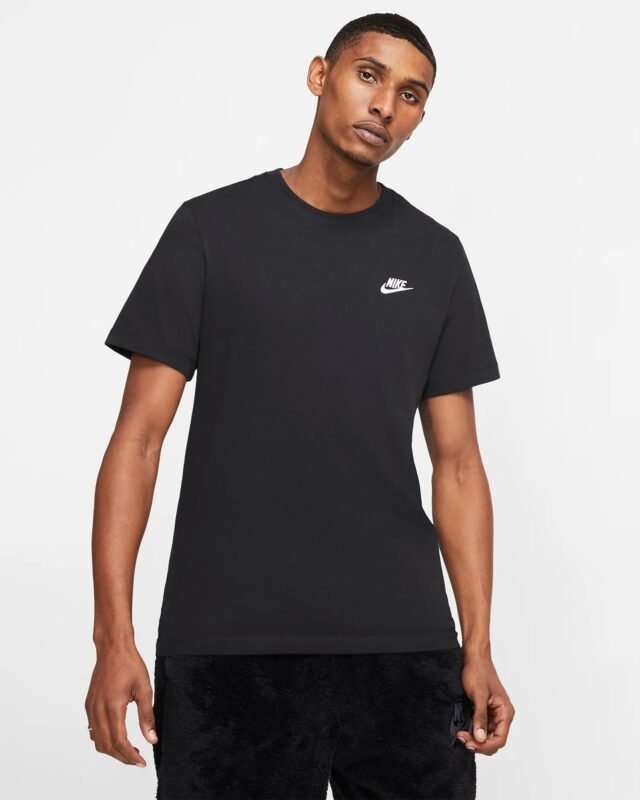 Nike Marškinėliai Vyrams Medvilniniai Juodi T-Shirts AR4997-013 - Image 4