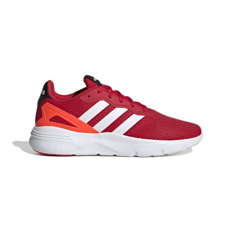 Adidas Nebzed HP7865 raudoni vyriški sportbačiai su baltomis 3 juostelėmis ir baltu padu.
