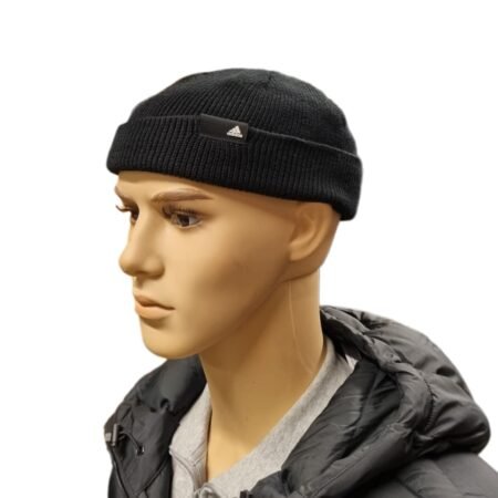 Adidas vyriška žieminė kepurė Fisherman Beanie IT4632 juoda šilta tvari su mažu logotipu