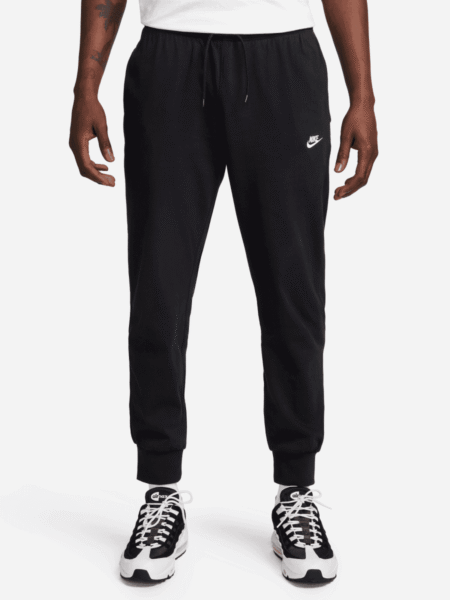 Nike vyriškos juodos kelnės Club Knit Jogger FQ4330-010 – patogios sportinės kelnės vyrams.