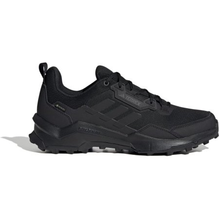 Juodi vyriški turistiniai batai Adidas Terrex AX4 GTX IE2570, su GORE-TEX membrana ir Continental padu, skirti žygiams.