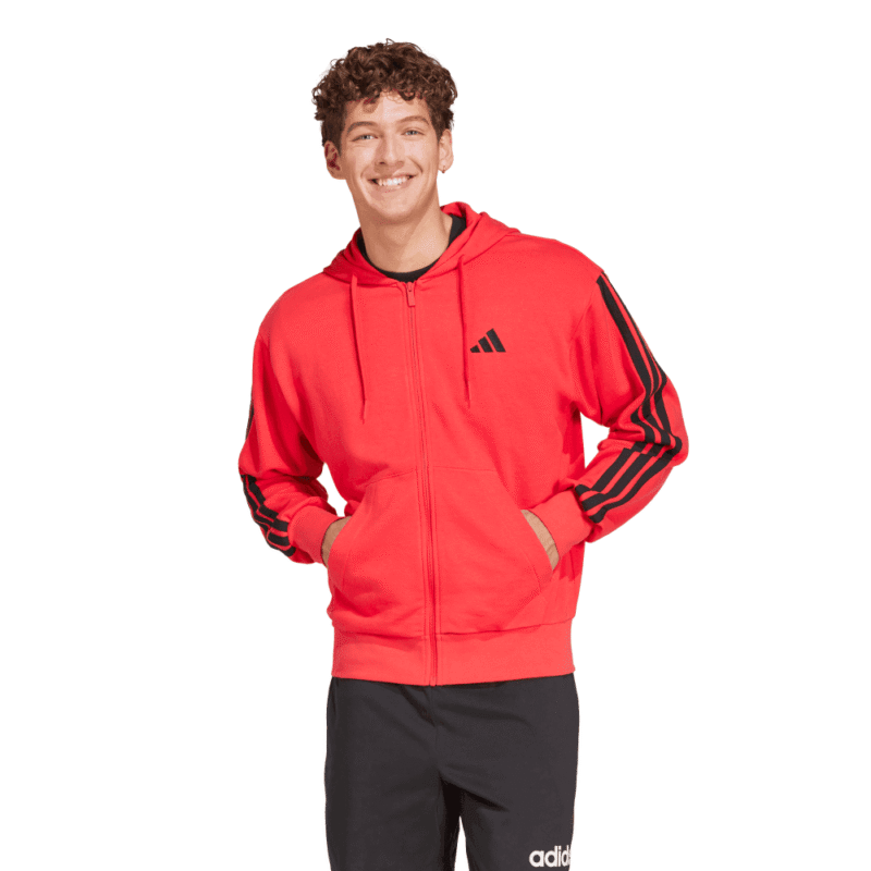 Adidas raudonas vyriškas džemperis su gobtuvu JD1876 – trys juodos juostelės, užtrauktukas, sportinis stilius.