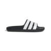 Adidas Adilette Flow Slide IF4134 juodos unisex šlepetės su baltomis juostelėmis – skirtos baseinui ir paplūdimiui.