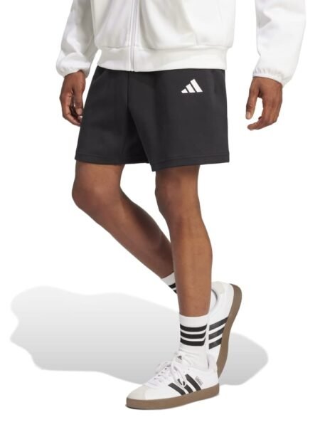 Adidas vyriški juodi šortai JD4956 – sportui ir kasdienai, 68 % medvilnės, 32 % poliesterio