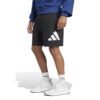 Adidas vyriški juodi šortai IS6909 su baltu logotipu ir raišteliu juosmenyje.