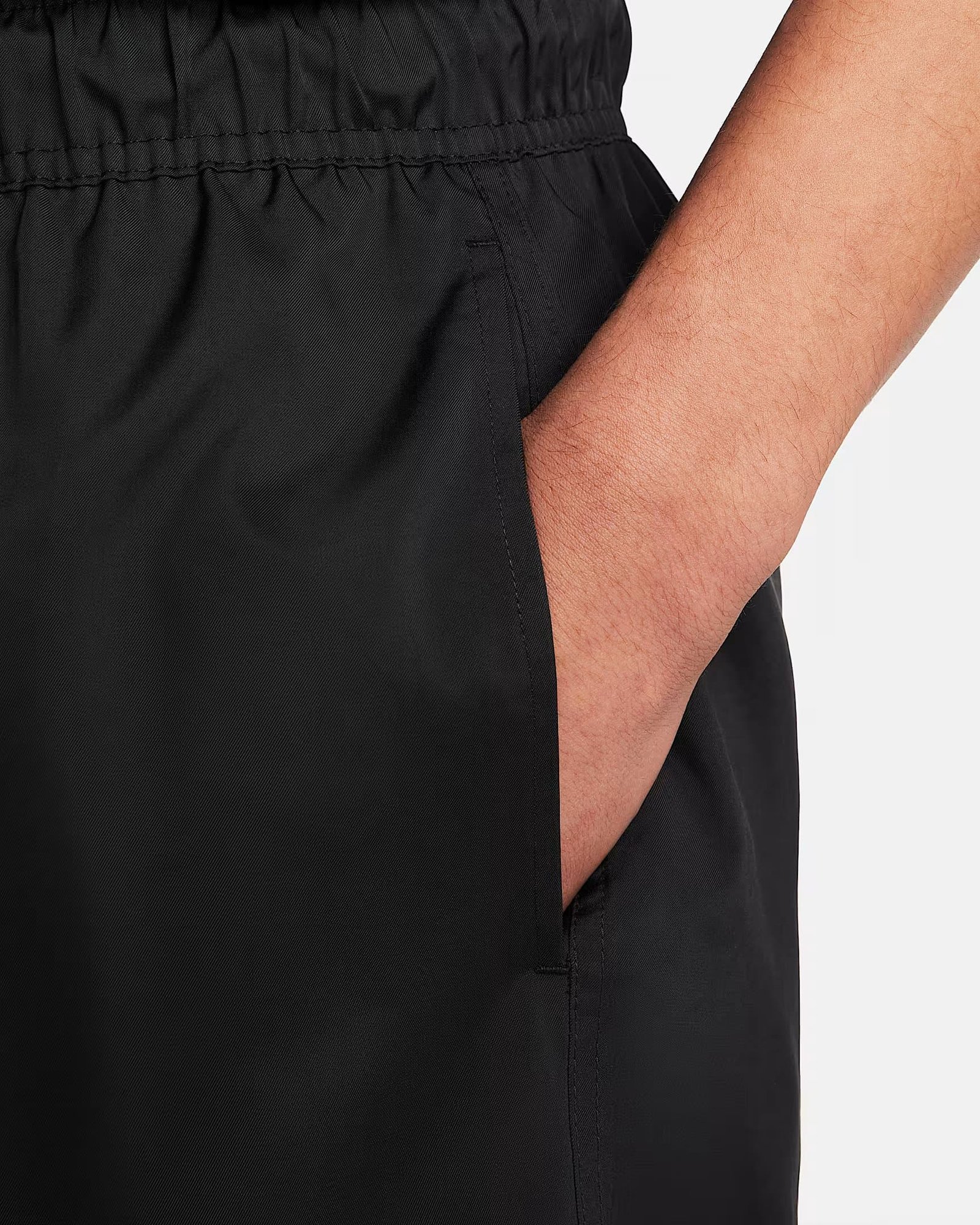 Nike Club Woven Flow Shorts FN3307-010 – Juodi Vyriški Šortai - Image 6