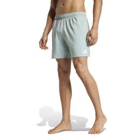 Šviesiai žali vyriški maudymosi šortai baseinui ir paplūdimiui Adidas Essentials 5-Inch, modelio kodas KA4924.