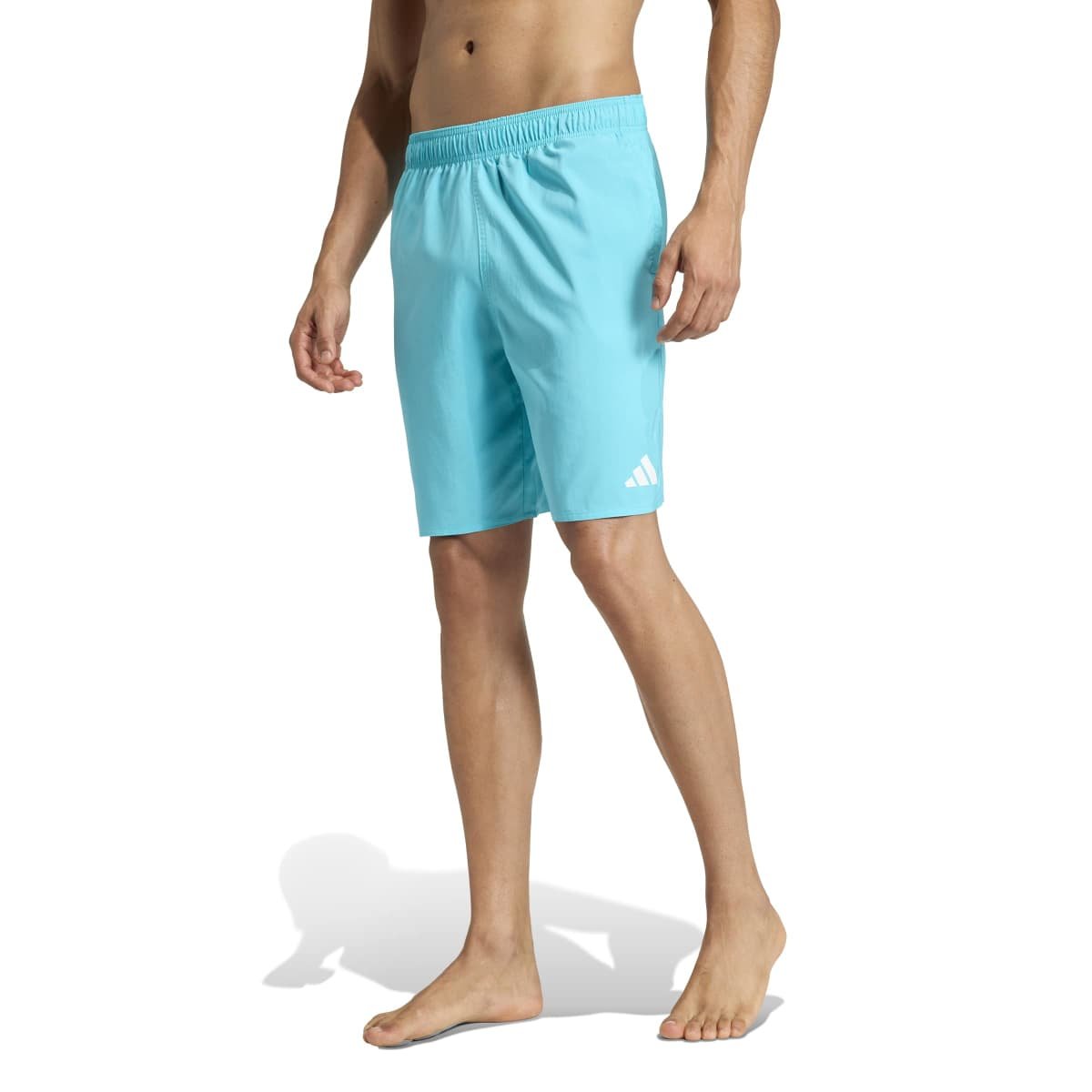 Ryškiai žydri ilgesni vyriški maudymosi šortai baseinui ir paplūdimiui Adidas Essentials 8-Inch, modelio kodas KA4914.