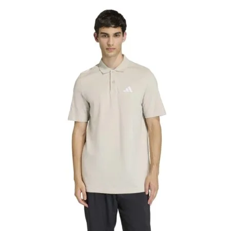 Smėlio spalvos vyriški Adidas polo marškinėliai su mažu siuvinėtu logotipu ant krūtinės, modelis KS5528.