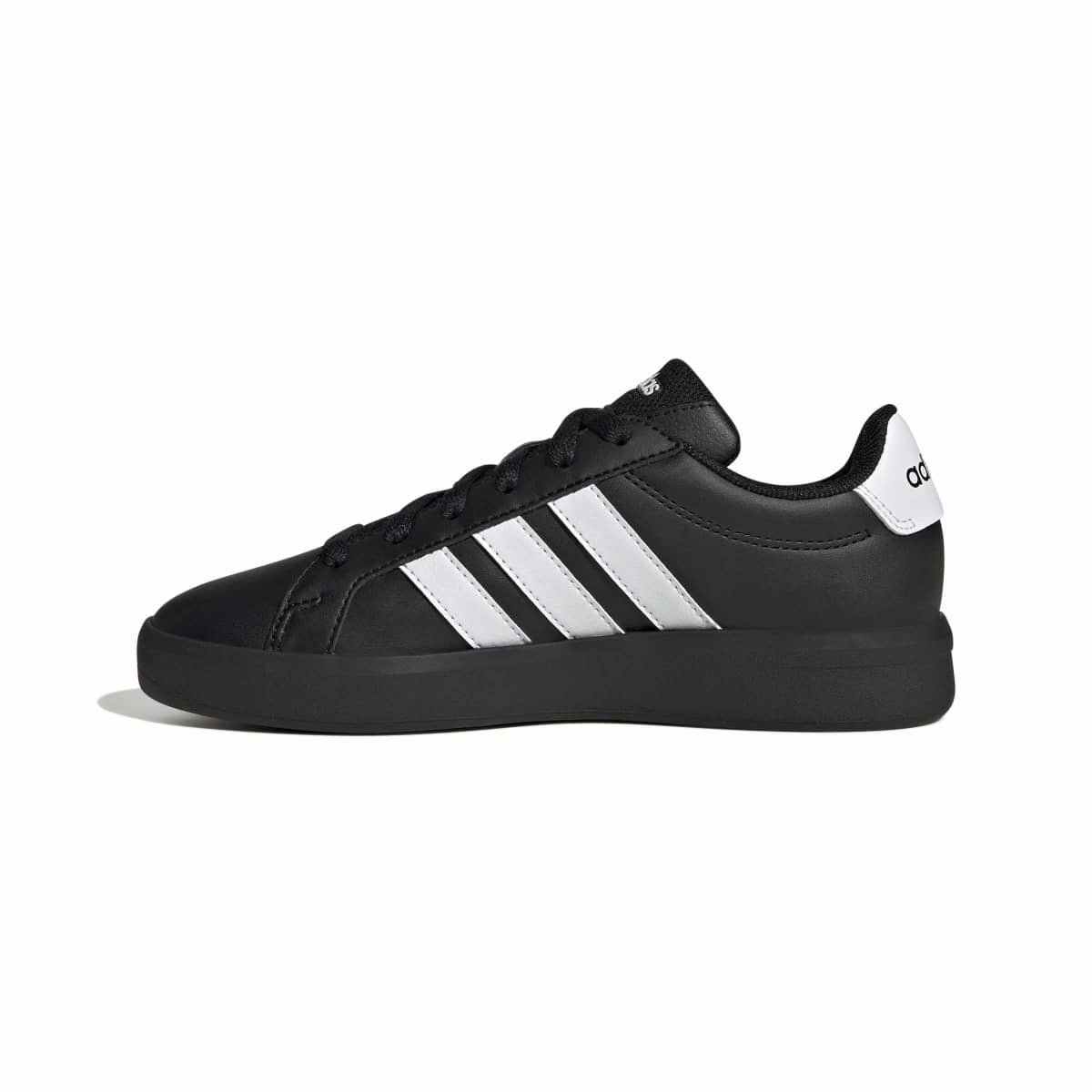 Adidas Grand Court 3.0 J KJ4367 – Juodi Laisvalaikio Vaikiški Kedai - Image 3