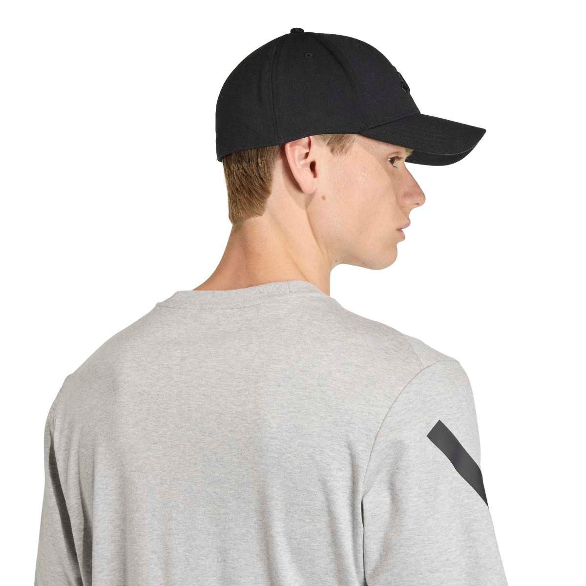 Adidas Flexfit KA7186 | Juoda Uždara Unisex Kepurė Su Snapeliu - Image 2